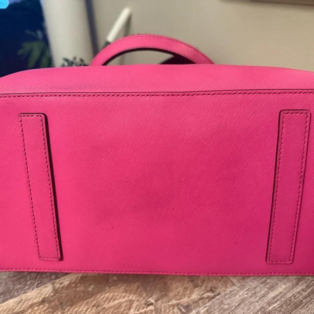 👜 Kate Spade New York Saffiano Leather Tote – Hot Pink 💖 - Picture 9 of 14